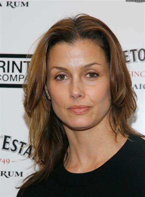 bridget moynahan toples